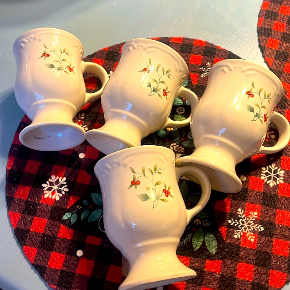 NWOB! Pfaltzgraff Winterberry Stem Mugs. Being sold as a set of 8. Pristine!!